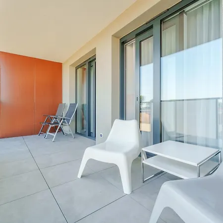 Przy Kołłątaja Z Parkingiem * Kołobrzeg