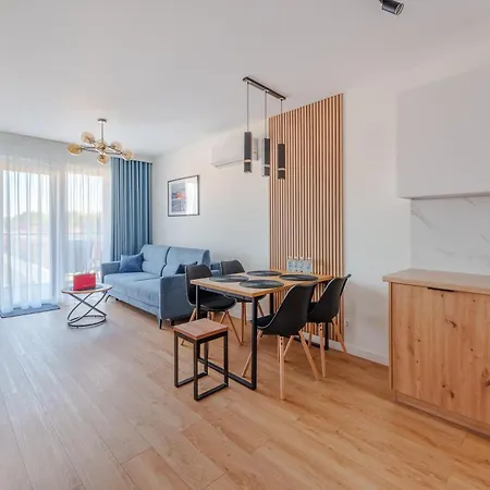 Apartment Przy Kollataja Z Parkingiem Kolberg