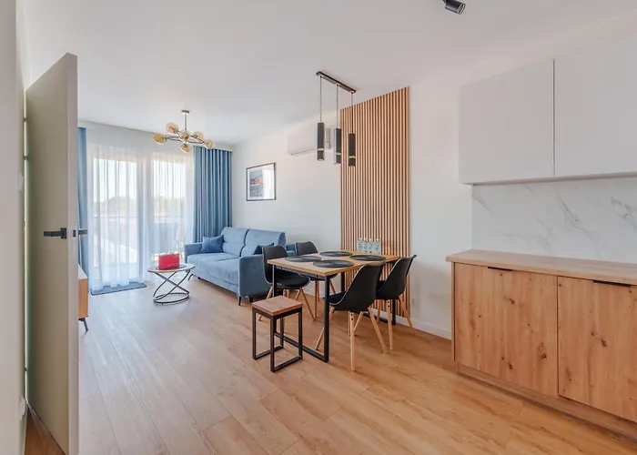 Lägenhet Przy Kollataja Z Parkingiem Kołobrzeg